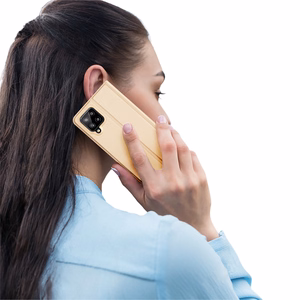 Dux Ducis Skin Pro чехол-книжка для Samsung Galaxy A22 4G золотой