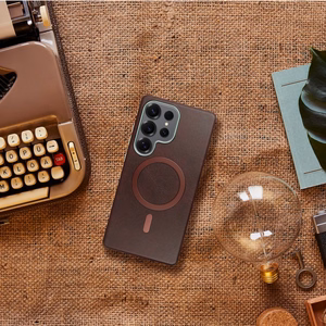 GENTLEMAN MAG COVER Ümbris compatible koos MagSafe jaoks SAMSUNG A36 pruun