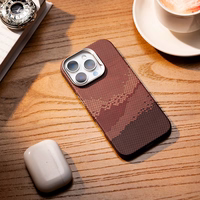 Benks Magnetic Golden Tide Kevlar 600D jaoks Iphone 16 Pro