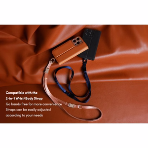 Moshi Overture MagSafe ümbris seadmele iPhone 16 Pro, eemaldatava vegannahast rahakotiga, Caramel Brown värvitoonis