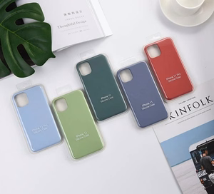 Mag Silicone Ümbris Apple iPhone 15 Pro punane