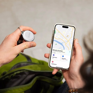 SBS Track My Circle veekindel IP65 lokaator, ühildub Apple Find My rakendusega - valge