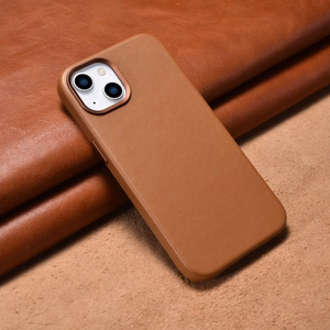 iCarer Case nahast ümbris iPhone 14 Plus pruun (MagSafe ühilduv)