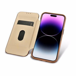Чехол iCarer CE Premium Leather Folio для iPhone 14 Pro магнитный с откидной крышкой MagSafe коричневый