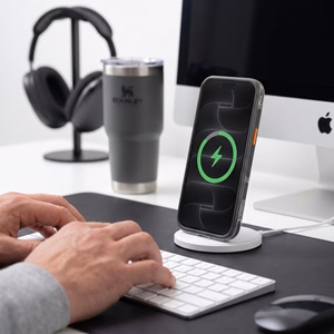 Tech-Protect MagAir MagSafe CC ümbris seadmele iPhone 18 Pro / 17 Pro – mattmust