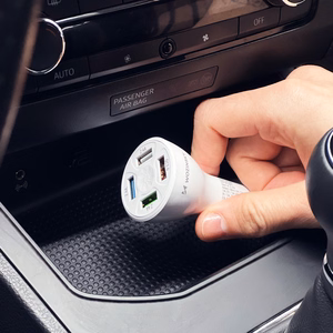 Wozinsky WCCAW 50W 4x USB-A QC car Laadija - valge