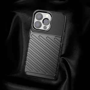 Thunder Case Paindlik ja vastupidav TPU ümbris iPhone 13 Pro jaoks must