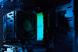 Kingston Technology FURY 16GB 4266MT/s DDR4 CL19 DIMM (komplekt 2-st) Renegade RGB