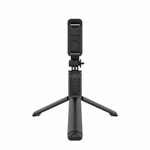 Crong SelfieGo Lite kompaktne Bluetooth-selfipulk ja statiiv, must