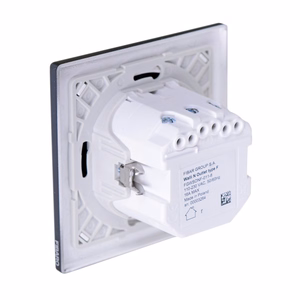 Fibaro FGWSONF-011-8 pistikupesa Type F Must