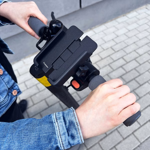 Wozinsky metal bicycle phone hoidja, scooters must (WBHBK3)