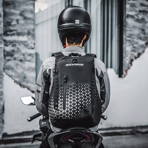 Rockbros H36 seljakott kiivrihoidjaga 14.5L - must