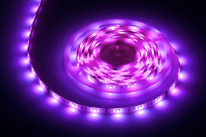 Lighting kit with 150-LED 5050 SMD strip, power supply and colour controller