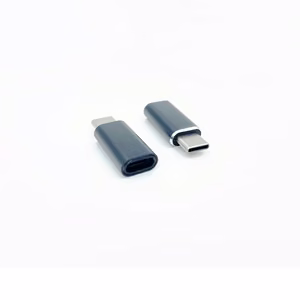 Maxlife Lightning–USB-C adapter
