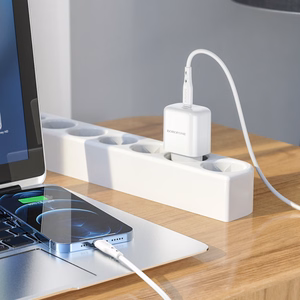 Borofone Wall charger BN3 Premium - Type C - QC 3.0 PD 2.0 20W white
