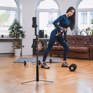 Wozinsky WST-360YS selfipulk statiivi funktsiooniga, 360° AI automaatse näojälgimise ja žestjuhtimisega - must