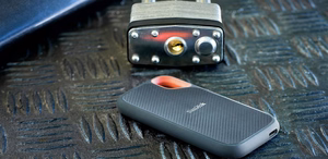 SanDisk Extreme Portable 1000 GB must kaasaskantav SSD