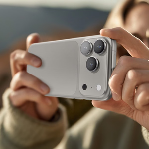 AmazingThing Lens Glass jaoks iPhone 17 Pro / Pro Max with Hõbedane Aluminum Raamiga