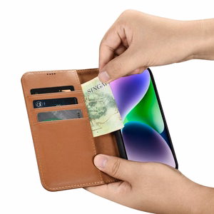 iCarer Rahakott ümbris 2in1 ümbris iPhone 14 nahast ümbris klapiga Anti-RFID pruun (WMI14220725-BN)