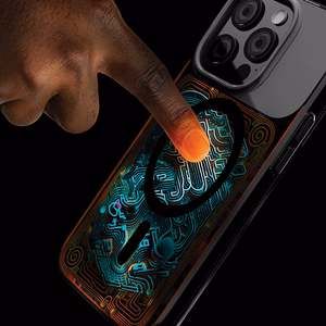 STM Reveal Warm MagSafe ümbris seadmele iPhone 15 Pro Max, Black Realm värvitoonis