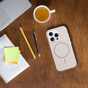 Ümbris jaoks iPhone 16 PLUS Läikiv Mag Kate compatible koos MagSafe valge