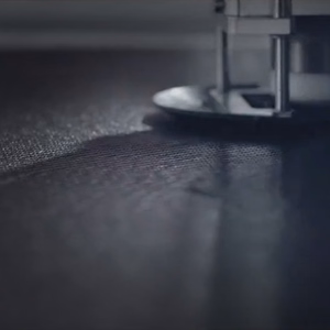 Nillkin Textured Case vastupidav tugevdatud ümbris geelraamiga ja nailonist tagaküljega Honor 50 SE jaoks must