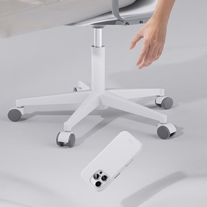 Benks Magnetic Vita Pro силиконовый Чехол для Iphone 16 Pro зелёный
