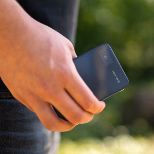 Blavec akupank 10000mAh BJ-04 Slim 13,5mm - Type C - 22,5W magnetiline Magsafe 3 in 1 (PBBJ04-MC10N) tumesinine klaas