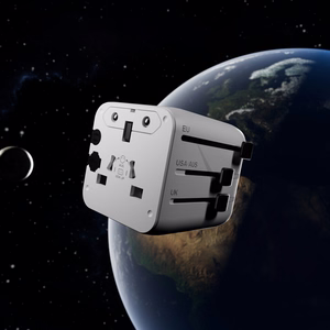 SBS TEADAPTUNI universal travel adapter - valge