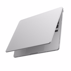AmazingThing Titan kõva ümbris MacBook Air M5 14" jaoks - läbipaistev