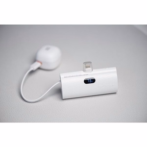 Внешний аккумулятор Forcell F-Energy Power Plug F5K3 PD 20W 5000 mAh со встроенным коннектором Lightning белый
