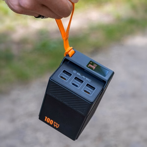Blavec BJ-50 Tytan akupank, 50 000 mAh, 100 W, 3× USB-C + 3× USB-A (PBBJ50C), must