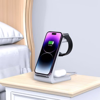 Tech-Protect QI15W-A36 3in1 Charging Station jaoks Apple - valge