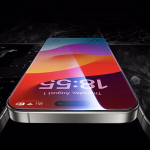 Ugreen SP629 karastatud klaas paigaldusraamiga iPhone 16 Pro jaoks (2 tk)