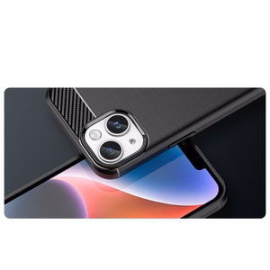 Carbon Case iPhone 14 Plus paindlik geeliga tagakate must