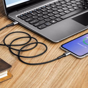 Kruger&Matz USB-C–Lightning C94 MFi kaabel, 1 m