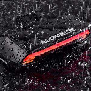 Rockbros LKWD-R1 tagumine jalgrattatuli laseriga ja kaugjuhtimispuldiga + Micro USB - USB-A kaabel - must