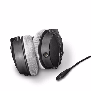 Beyerdynamic DT 770 PRO X – stuudiokõrvaklapid, kinnised, 48 Ω, mustad (1000302)