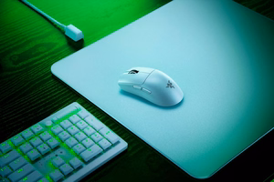 Razer Viper V3 Pro mängu hiir parem käsi RF juhtmevaba + USB-C optiline 35000 DPI