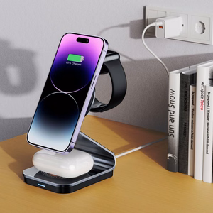 Tech-Protect QI15W-A29 3-in-1 Induktiivne Laadija koos MagSafe jaoks Smartphone / Apple Watch / AirPods - must