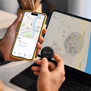 Must Blavec BTG-02 Bluetooth-esemejälgija võtmerõngaga Apple'i ja Androidi seadmetele (BTBTG02-B)
