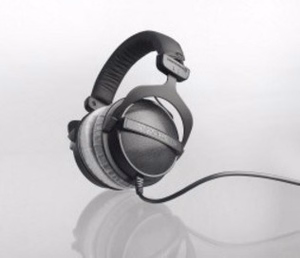 Beyerdynamic Reference headphones DT 770 PRO Wired On-Ear Black