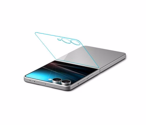 Spigen Glas.TR EZ Fit HD Karastatud klaas Ekraanikaitse jaoks Samsung Galaxy Z Flip 7 - Läbipaistev