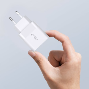 Tech-Protect C30W laadija USB-C PD 30W / USB-A QC 3.0 - valge