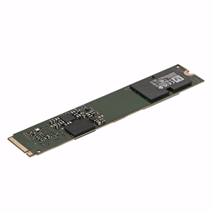 Micron 7450 PRO 3.84TB M.2 NVMe SSD ketas lugemine 5000 MB/s kirjutamine 2500 MB/s