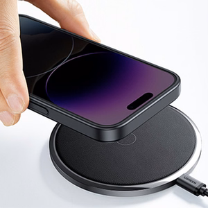 Ugreen LP635 Kickstand Protective Case Hard Cover with Gel Frame and Built-in Stand for iPhone 14 Pro Black (90926)