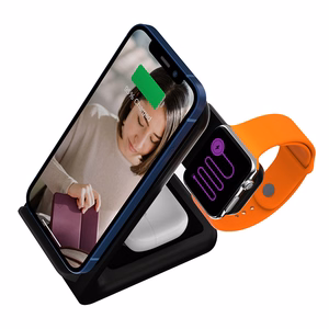 STM ChargeTree Swing 3-in-1 laadimisjaam telefonile, AirPodsile ja Apple Watchile, must