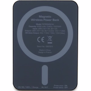 Akupank Ferrari Metal Logo MagSafe 15 W 5000 mAh – must