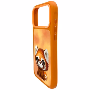 Чехол Nimmy Big Eyed Pet 2.0 Raccoon для iPhone 17 Pro - оранжевый