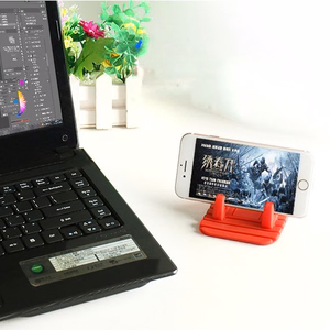 Universal car holder silicone phone stand nano pad must